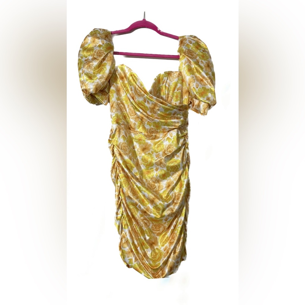 This is brand new oh Polly dress never worn new and with tags
